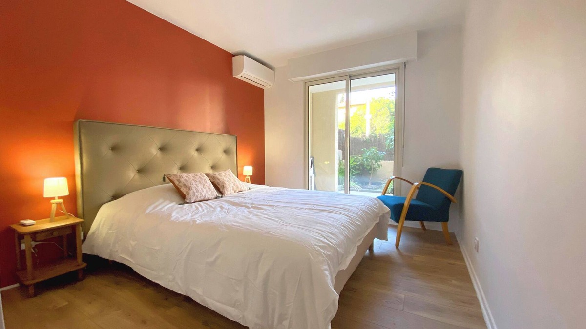 Saint Maurice Apartment | Magnificent 60m² with Terraces, Air Conditioning & Private Parking