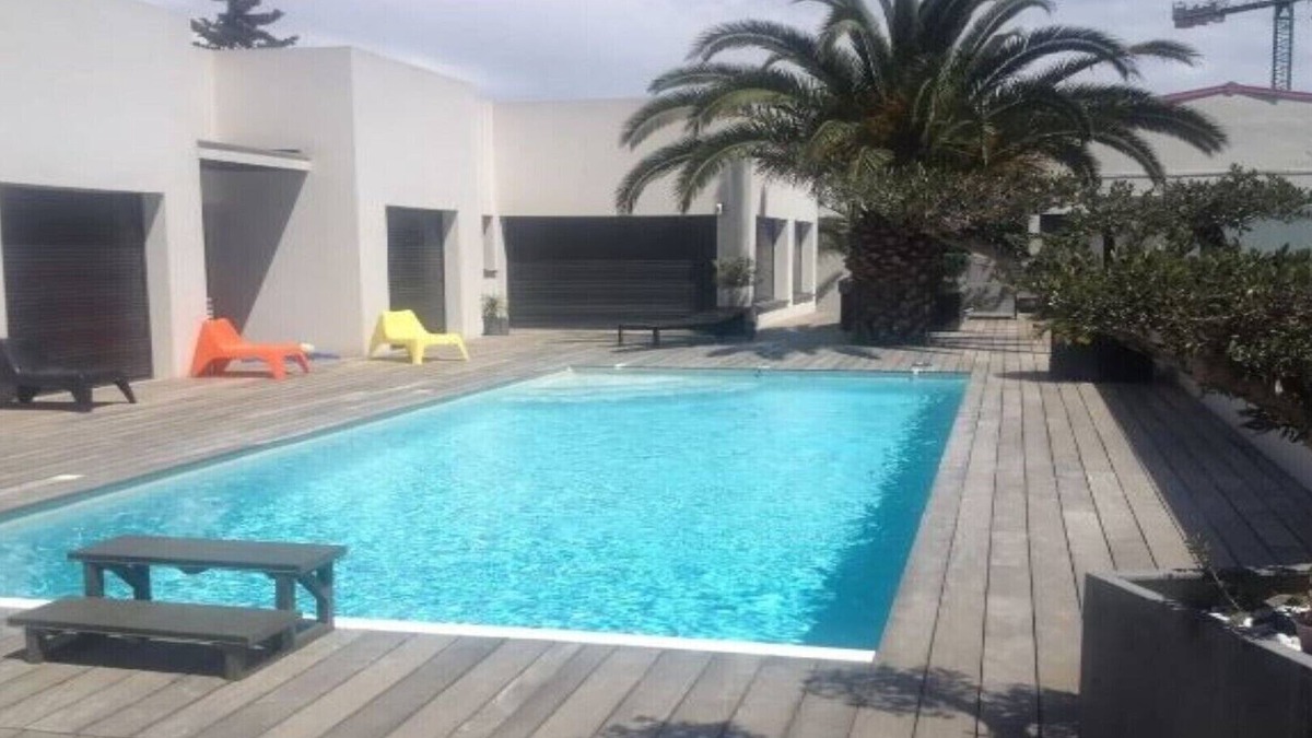 Parc Ducup House | Magnificent and spacious 230m2 modern villa with swimming pool