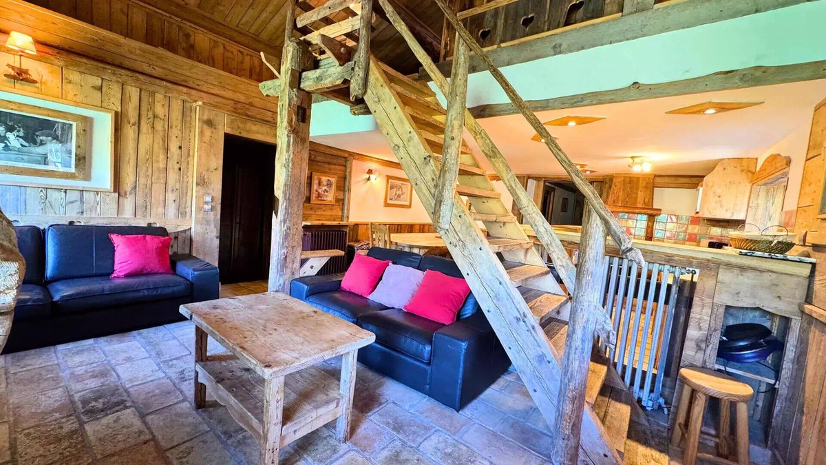 Reberty Ski Chalet | Magnificent chalet at the foot of the slopes
