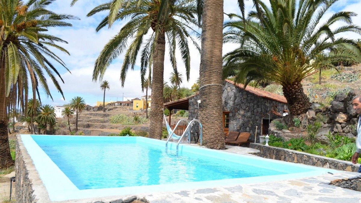 Vallehermoso Cottage | Magnificent country house with spectacular views of the sea and the mountains