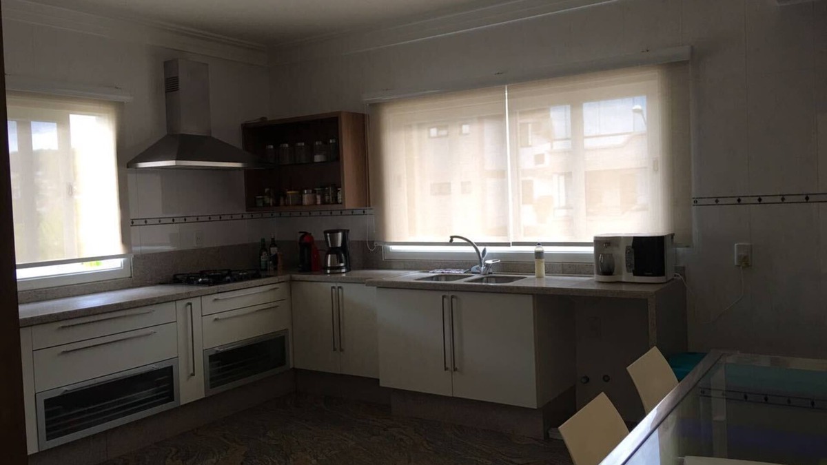 Sao Simao House | Magnificent house in noble neighborhood