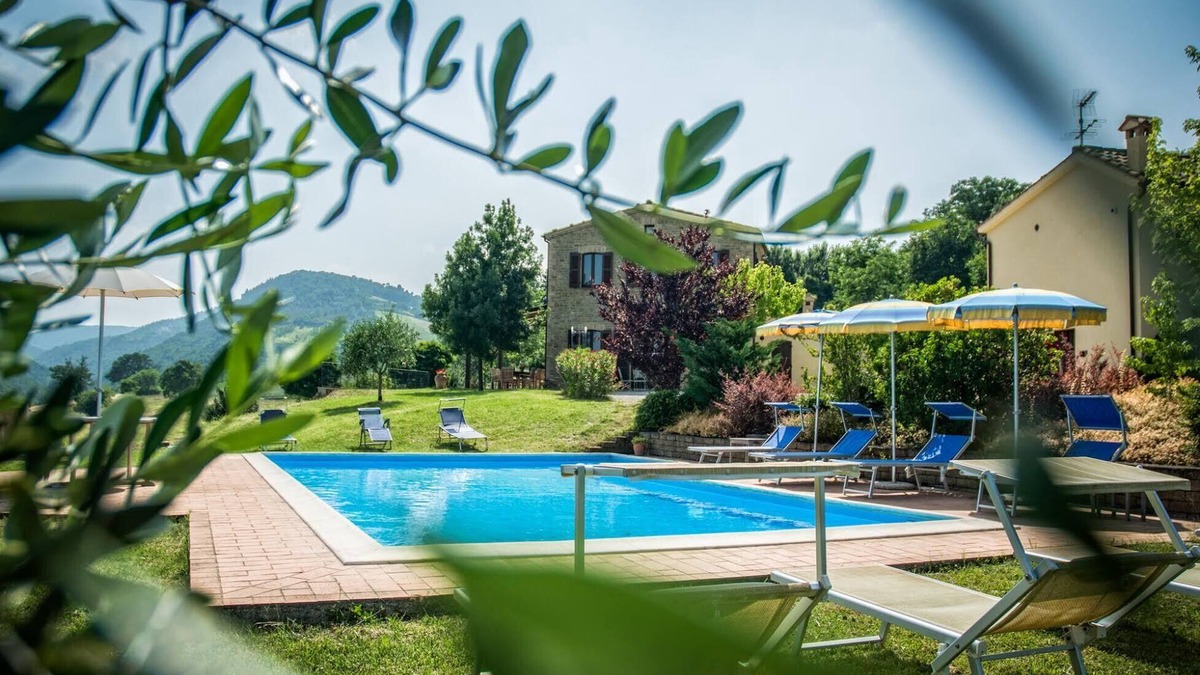 Arcevia Villa | Magnificent Stone Villa