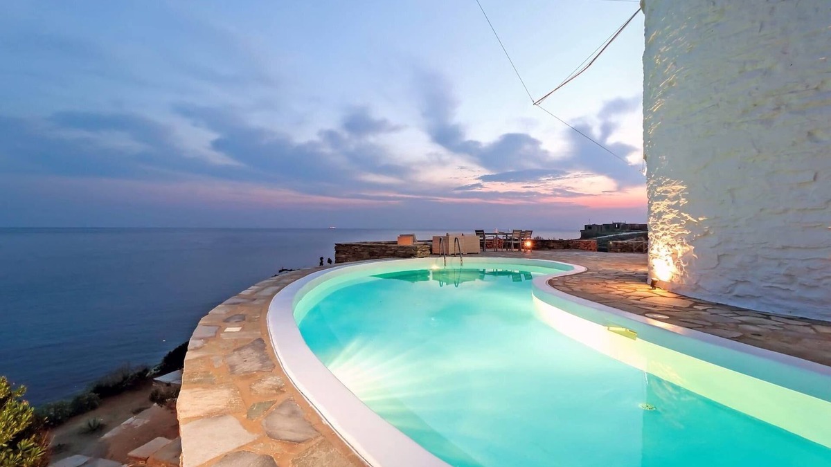 Koundouros Villa | Magnificent Kea Villa | Villa Faros | 5 Bedrooms | Direct Access to Sea |.