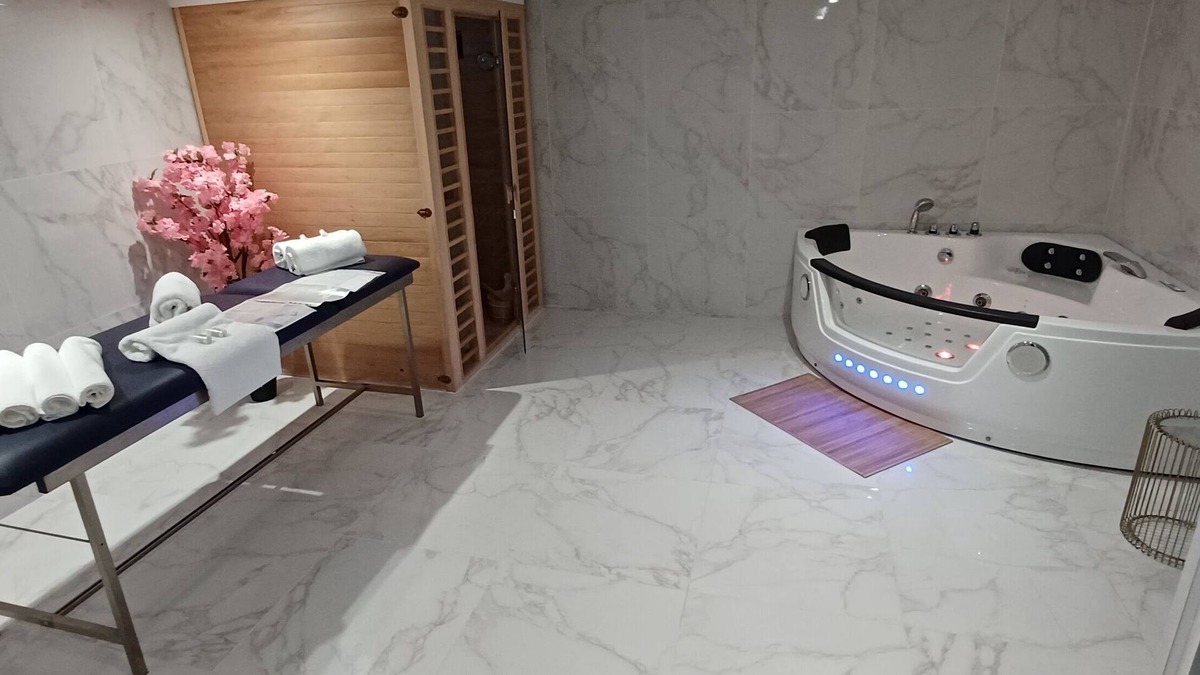 Lanester Apartment | Magnificent Loft Jacuzzi and Sauna LANESTER - LORIENT