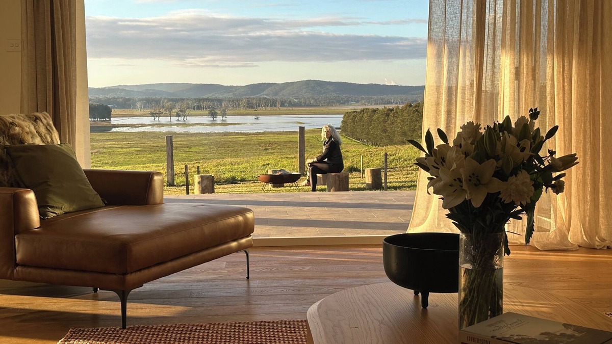 Hinton House | Magnificent luxury country estate with heavenly views-easy 1.5 hr to Sydney
