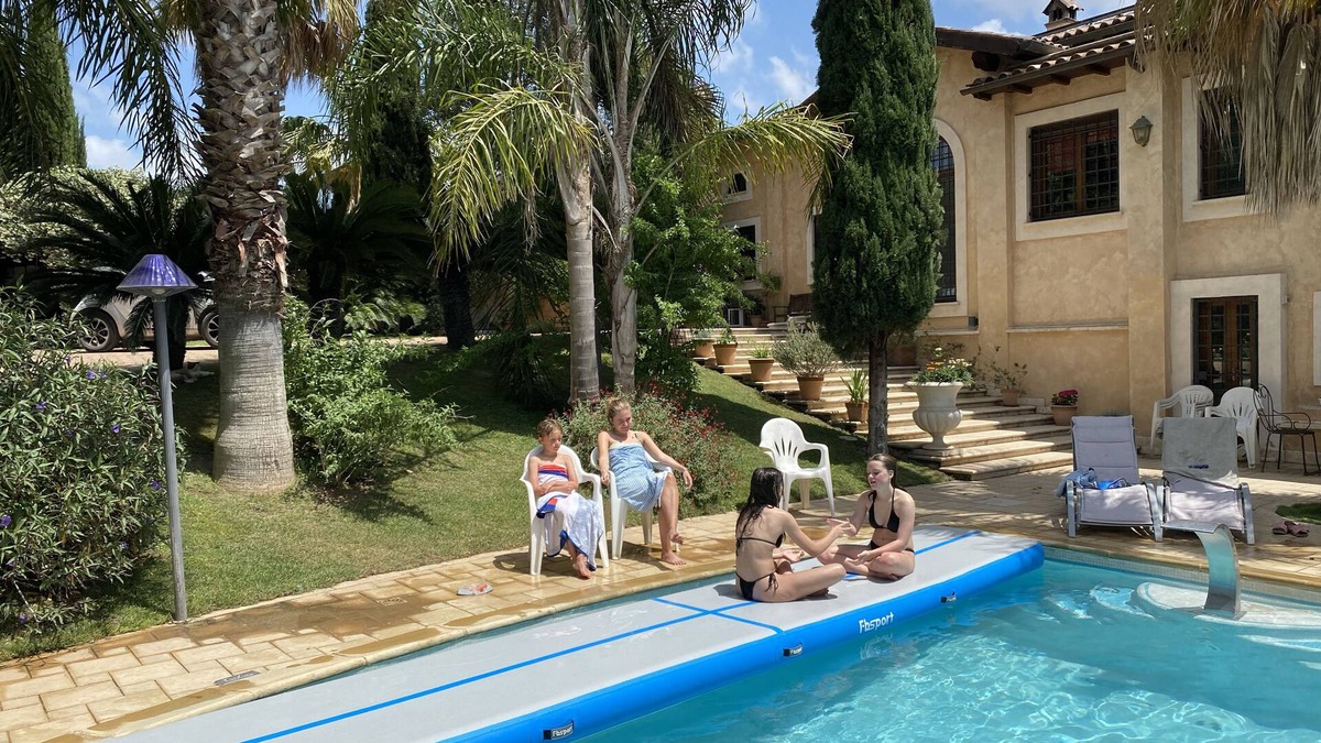 Monteverde Nuovo Villa | Magnificent Luxury Villa in Rome. Private pool and large garden.