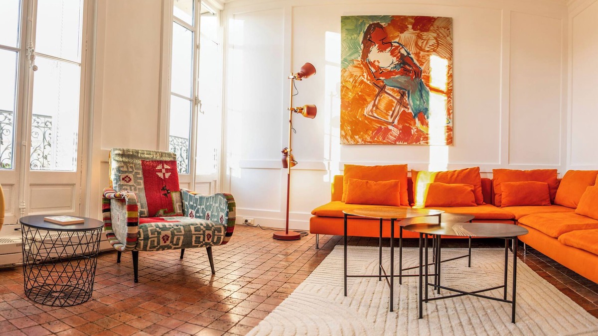 Saint-Charles Apartment | Magnificent Marseille 3-bedroom penthouse apartment with elevator and AC