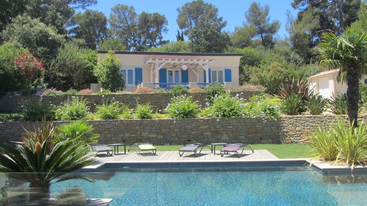 La Seyne-sur-Mer House | Magnificent sea view vacation, house with pool, sun terrace, garden