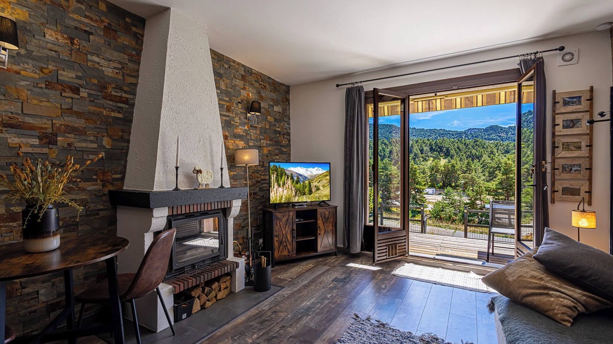 Greolieres les Neiges Apartment | Magnificent studio with terrace and garden with breathtaking mountain views