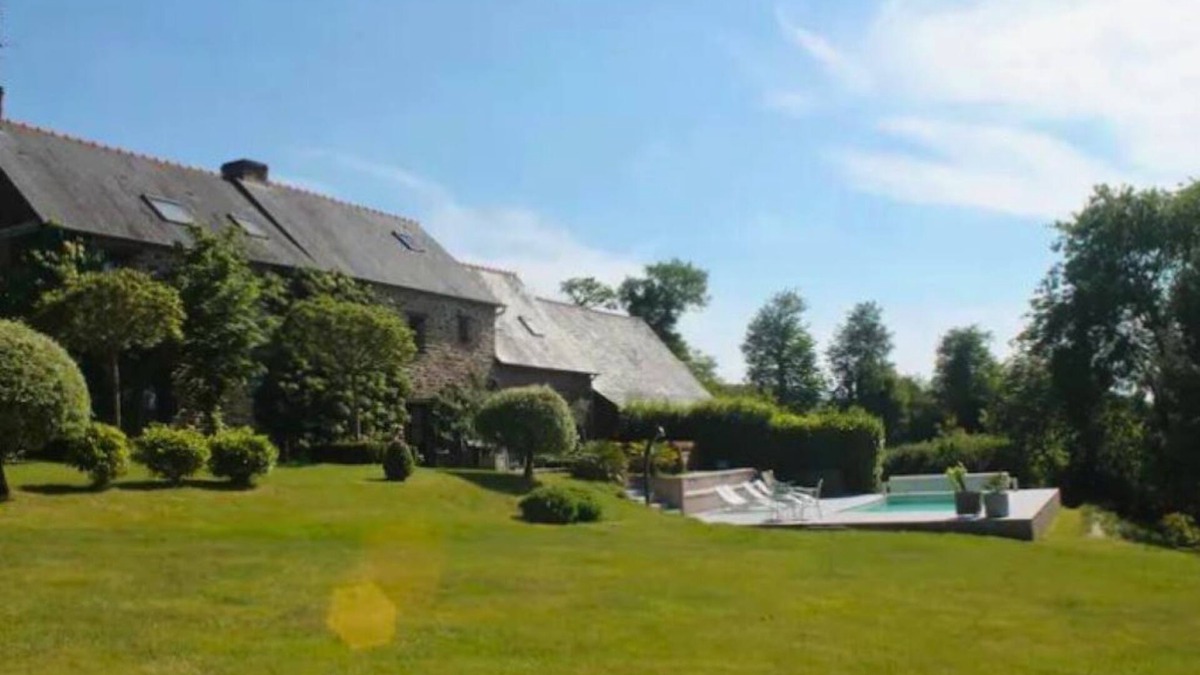 Saint-Gonlay House | Magnificent Val Ory estate with swimming pool
