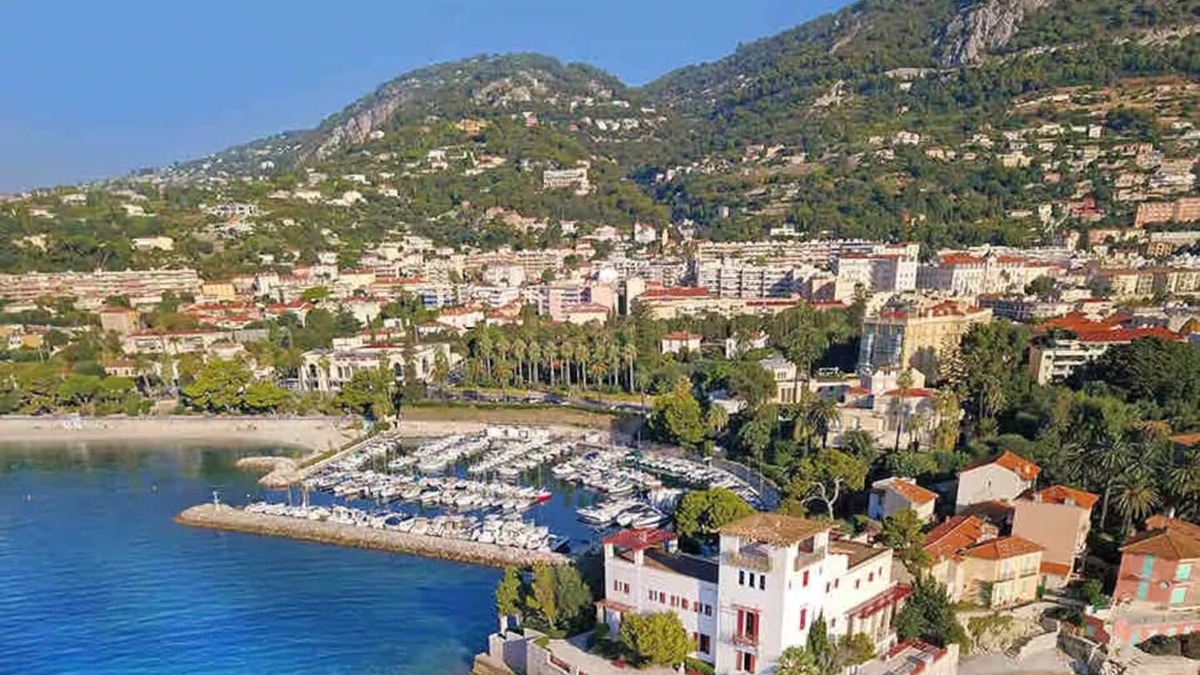 Beaulieu-sur-Mer Villa | Magnificent villa with pool 5 minutes from the beach, tennis courts and market.