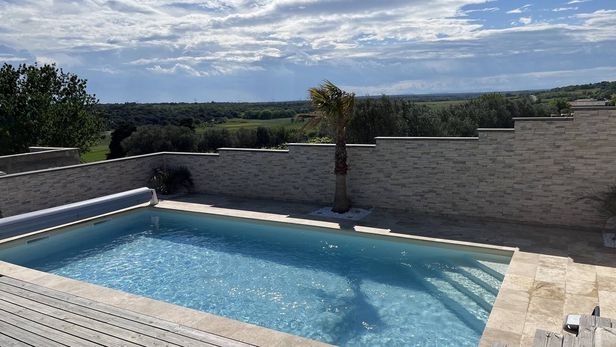 Barjac Villa | Magnificent villa Chloéline: Swimming pool and superb view