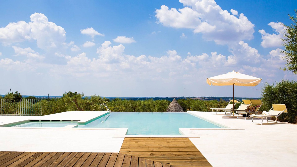 Martina Franca Villa | Magnificent Villa in Alberobello with Trulli and exclusive salt water swimming pool