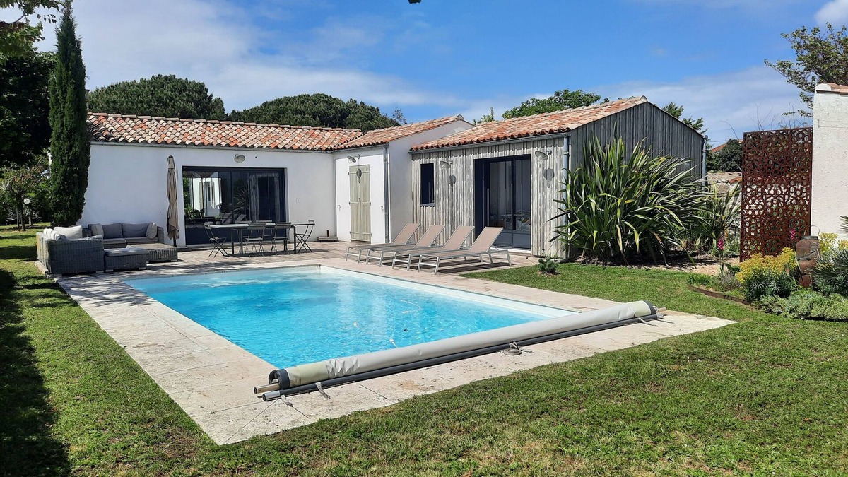 Cheray Villa | Magnificent villa with private pool - All services included - Quiet in Oléron