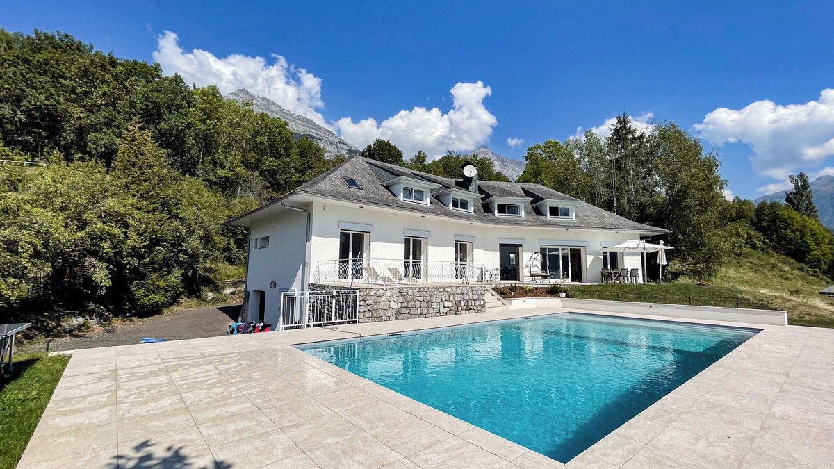 Passy Villa | Magnificent villa with swimming pool
