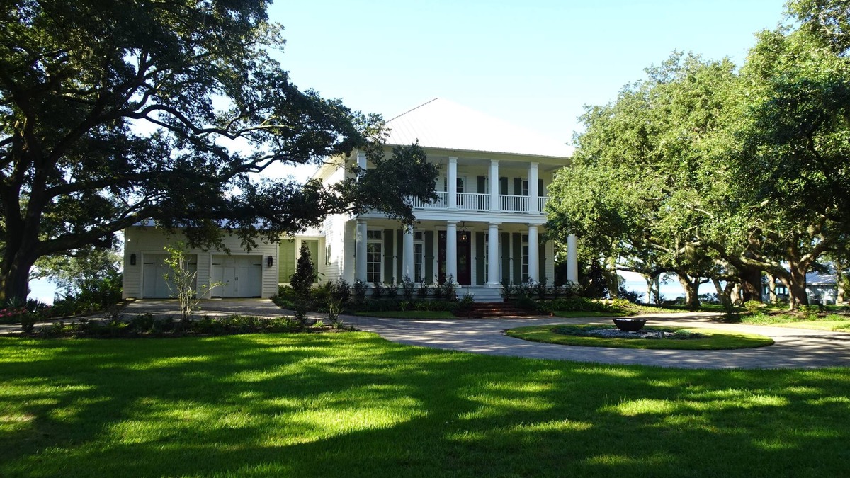 Ocean Springs House | Magnificent Waterfront Property!