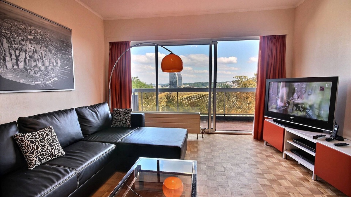 Liege Apartment | Magnificient view in a tree-filled setting | Adelo