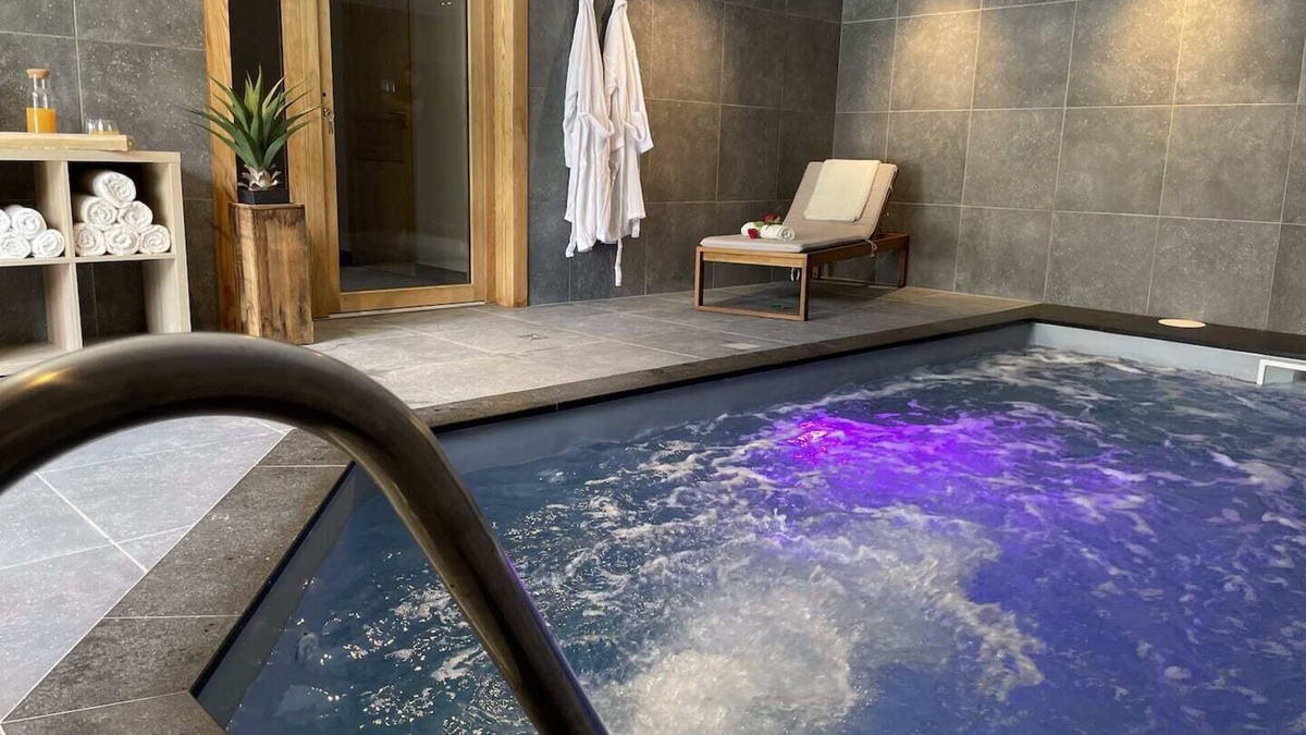 Les Avanchers-Valmorel Ski Chalet | Magnifique Chalet - Piscine & vue Exceptionnelle