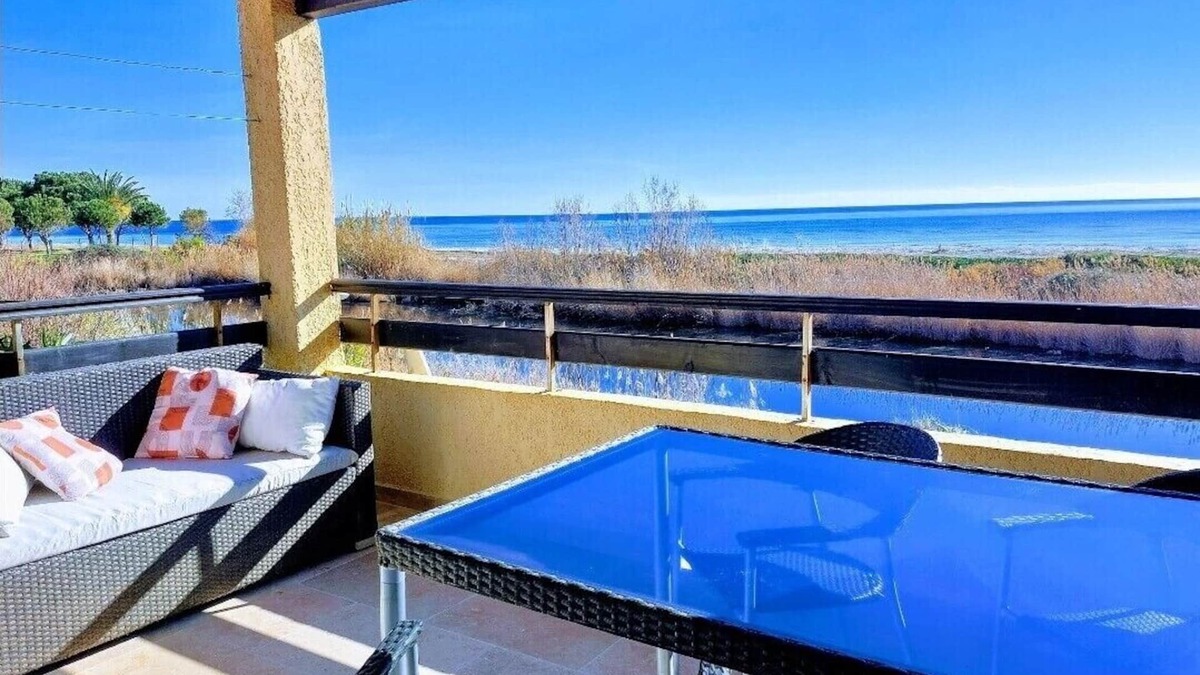 Ghisonaccia Apartment | Magnifique appartement avec sa terrasse vue sur mer