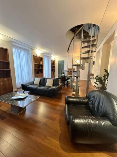 17th Arrondissement Apartment | Magnifique appartement Paris proche Arc Triomphe