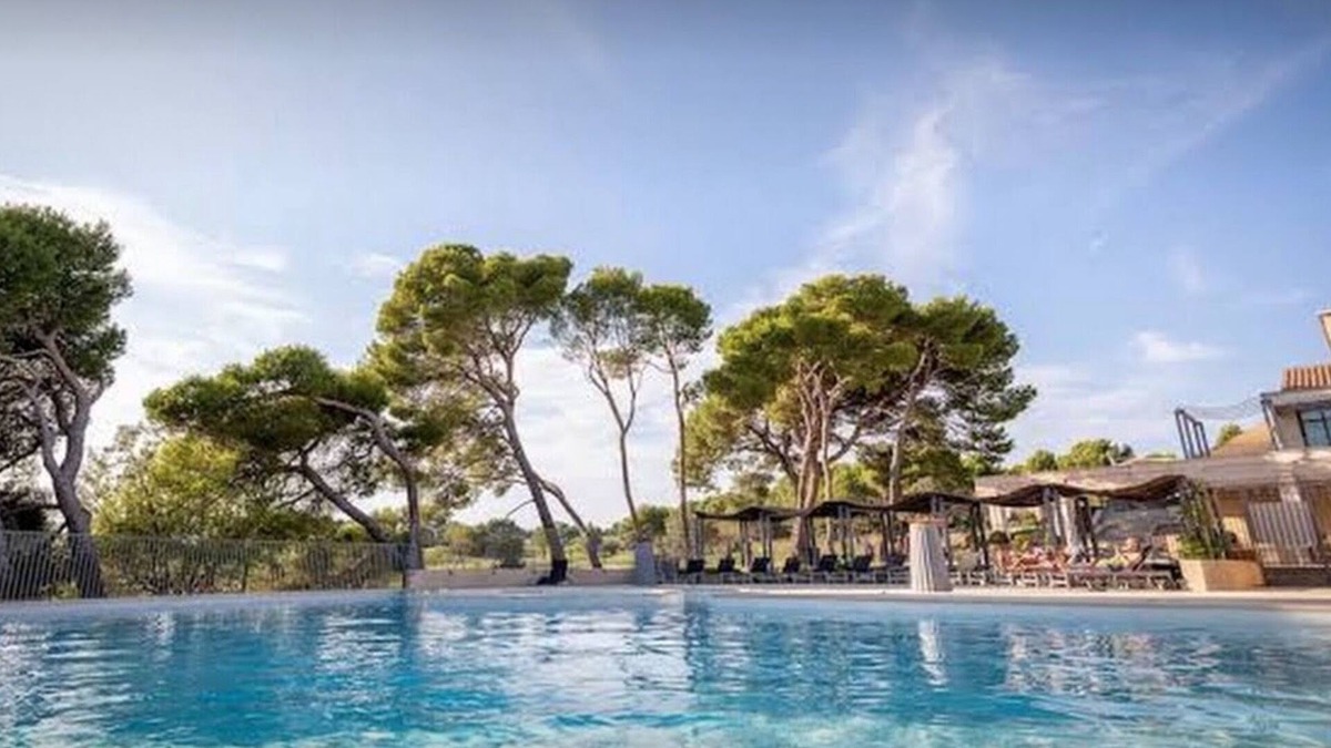 Saumane-de-Vaucluse Apartment | Magnifique Vue CLIM LINGE Golf Saumane 6P Piscine