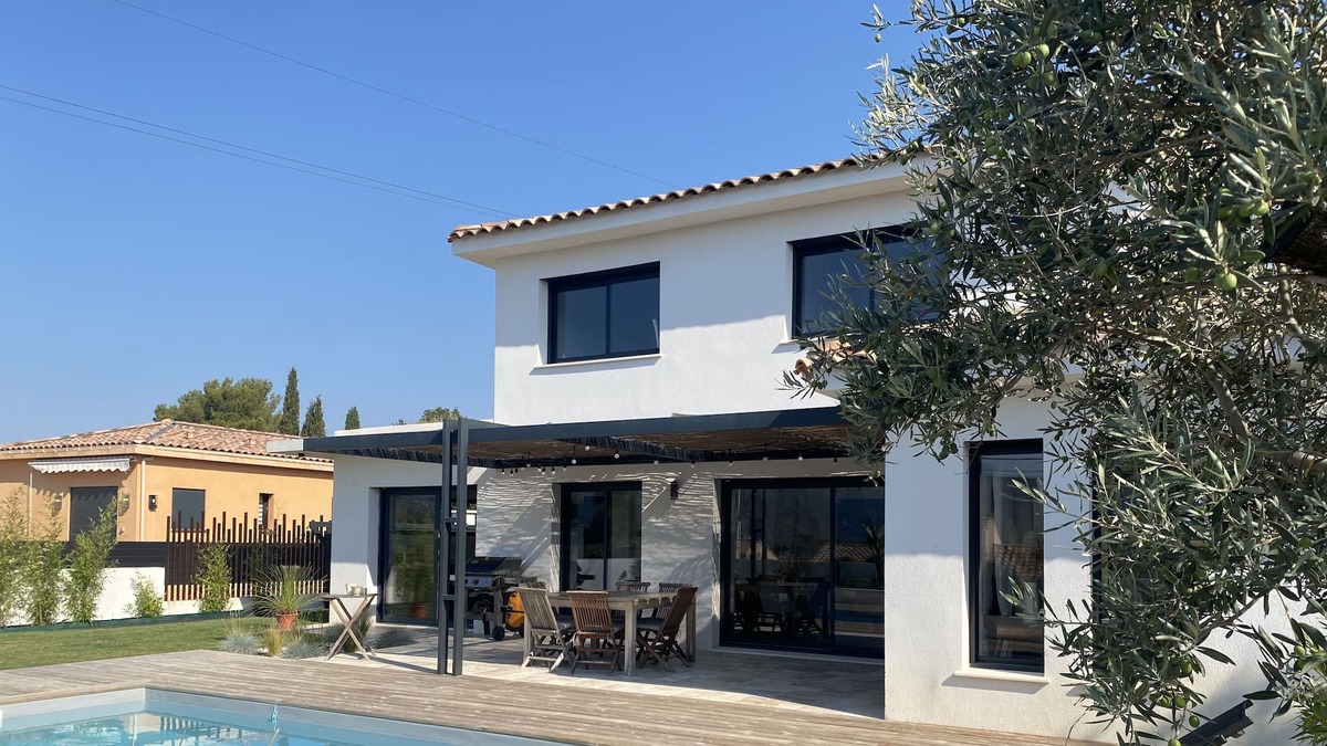 Saint-Menet House | Magnifique Maison Contemporaine Avec Piscine