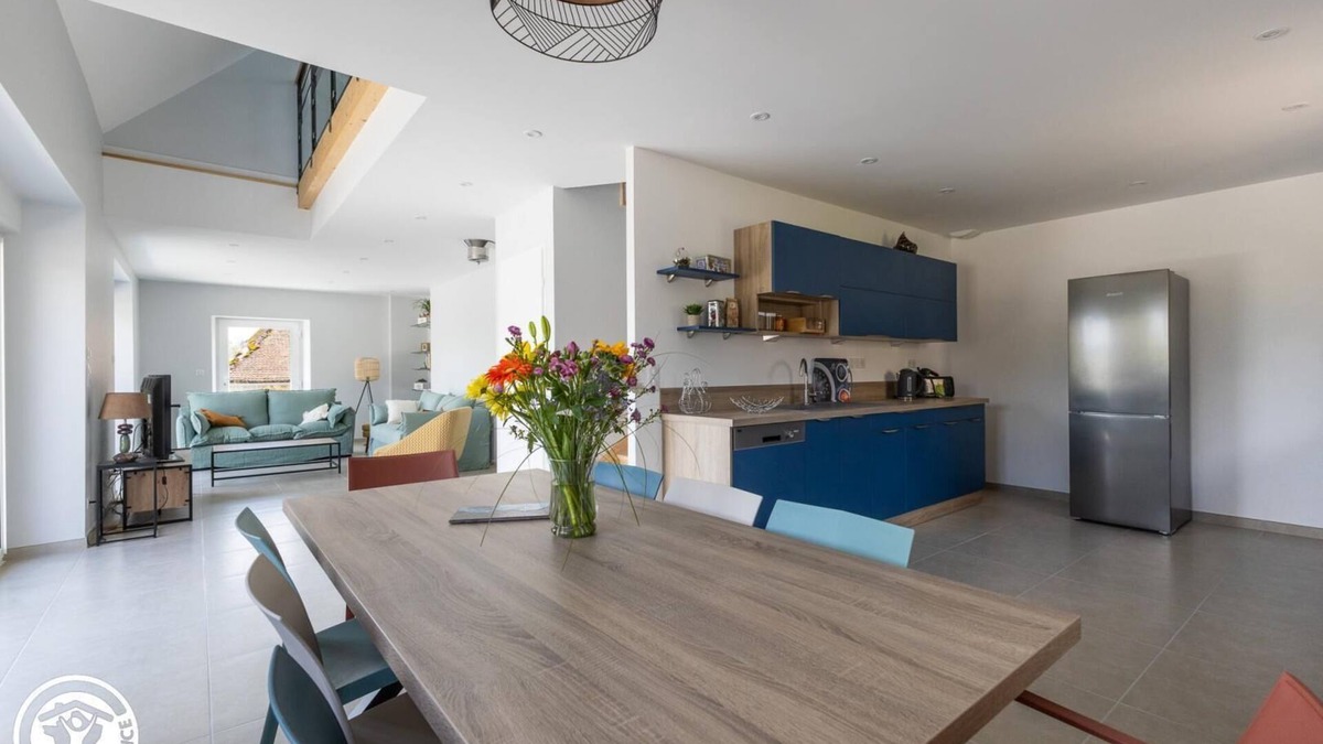 Tralaigues House | Magnifique Maison Indépendante en Pierre Totalement Rénovée Dans un Petit Hameau Paisible