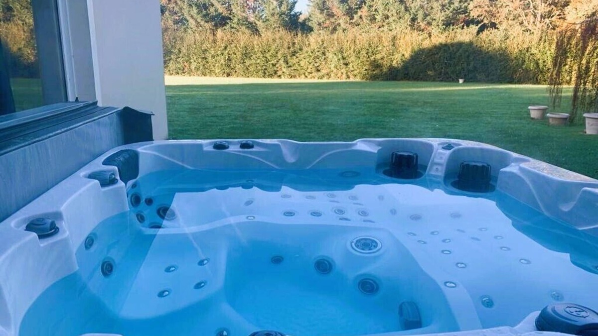 Cheroy House | Magnifique Maison - Piscine Interieure, Sauna, Parc - 1h15 de Paris