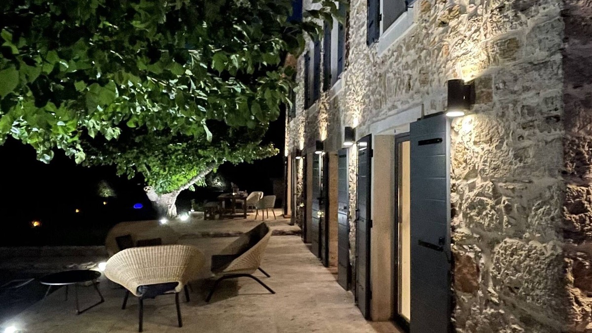 Bagnols-en-Foret Other | Magnifique Mas provençal du 18ème siècle alliant pierres et charme contemporain
