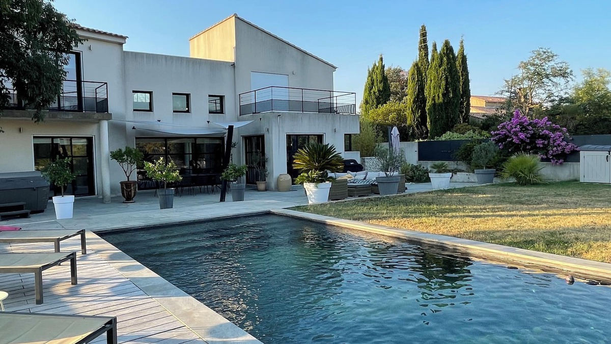 Tavel Villa | Magnifique Villa D'architecte A 10 Minutes D'avignon