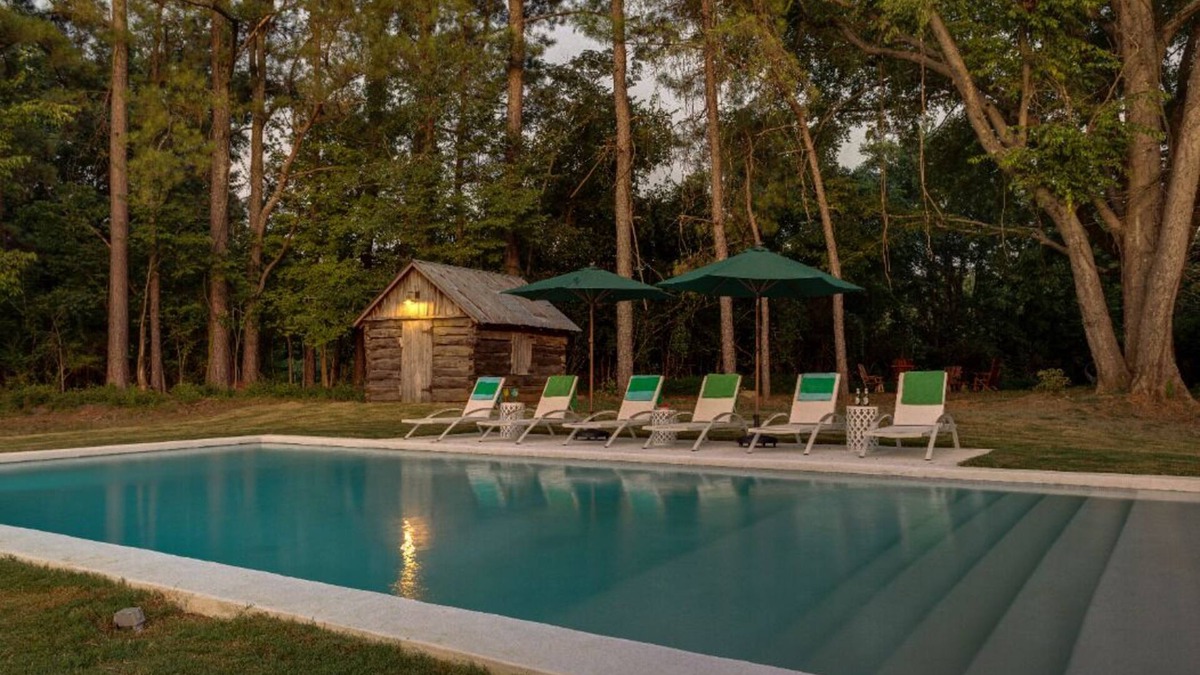 Columbia House | Magnolia Acres- Historic Country Estate