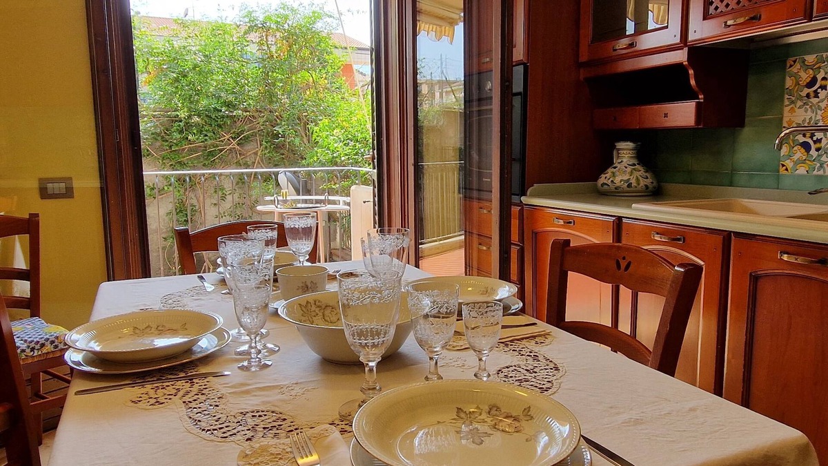 Giarre House | Magnolia House with the strategic location 20min from Taormina, Catania, Sea, Etna