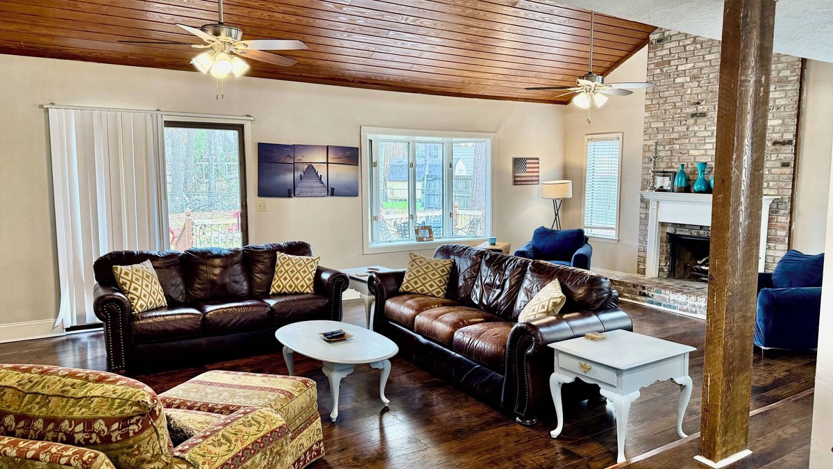 Flowood House | Magnolia Lakeside Retreat- Cozy stay near the Ross Barnett Reservoir