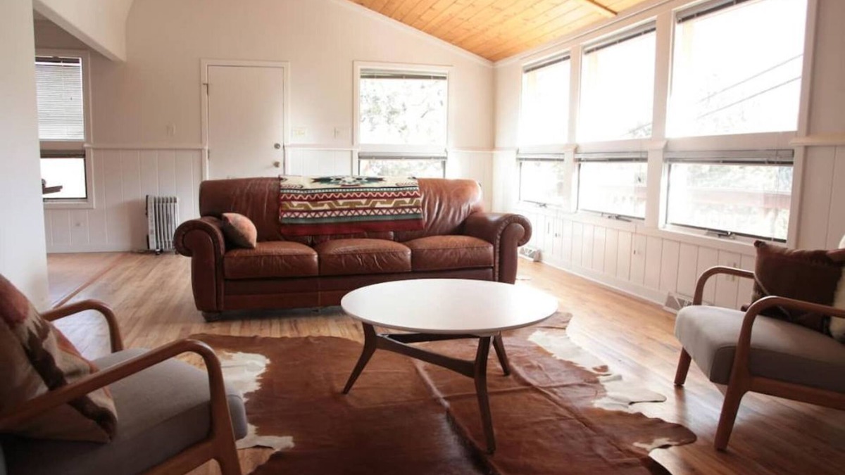 Boulder Cabin | Magnolia Mountain Getaway