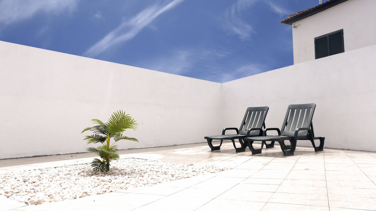 Mosteiros House | Magnolia - T2, whole house by the sea