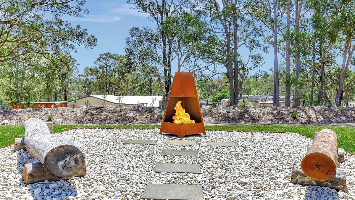 North Rothbury House | Magpie Three- Two for Joy Estate. 2.5 Bathrooms sleeping 6