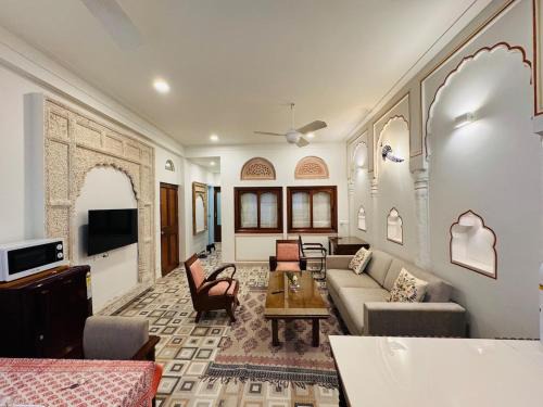 Hauz Khas Village Apartment | Maharaja Suite -2 BHK Apartment