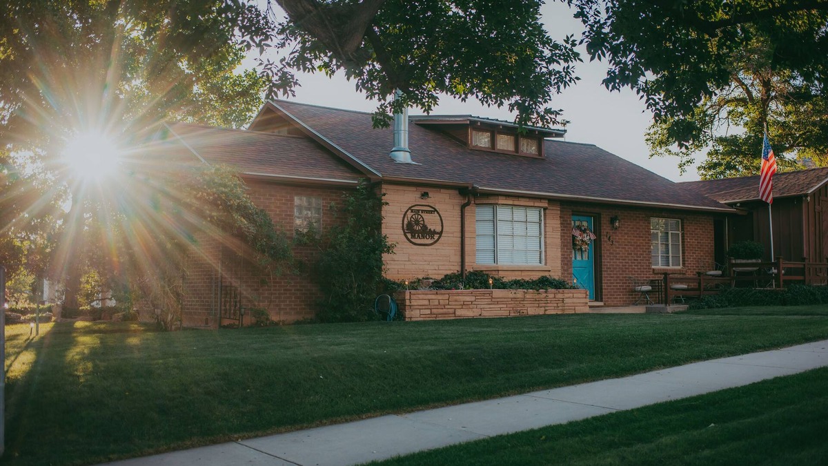 Blanding House | Main Street Manor