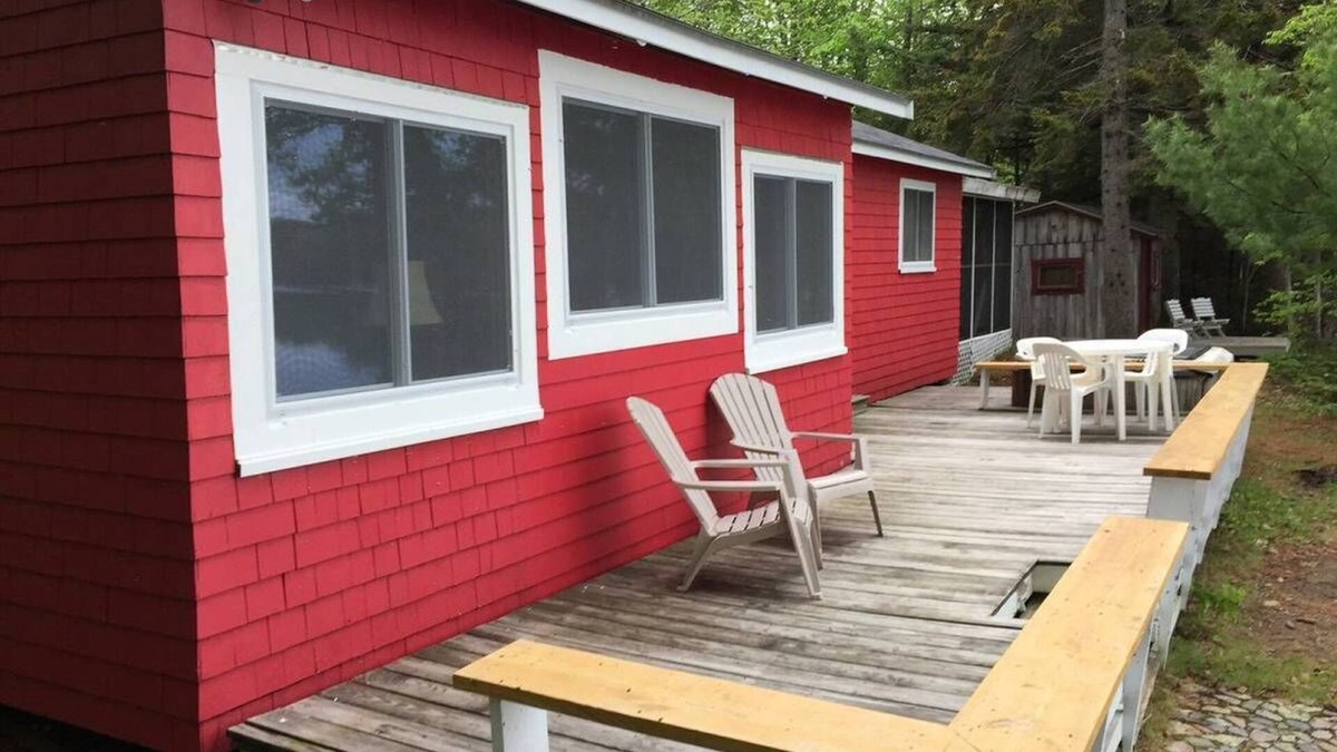 Northfield House | Maine Lake House 15 Feet from the water!