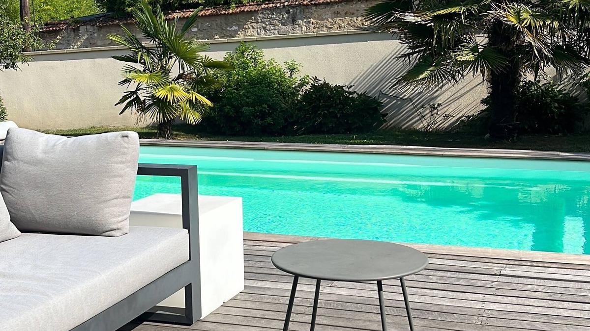 Louveciennes House | Maison à 10 Mins de Versailles Piscine et Chambres Climatisées
