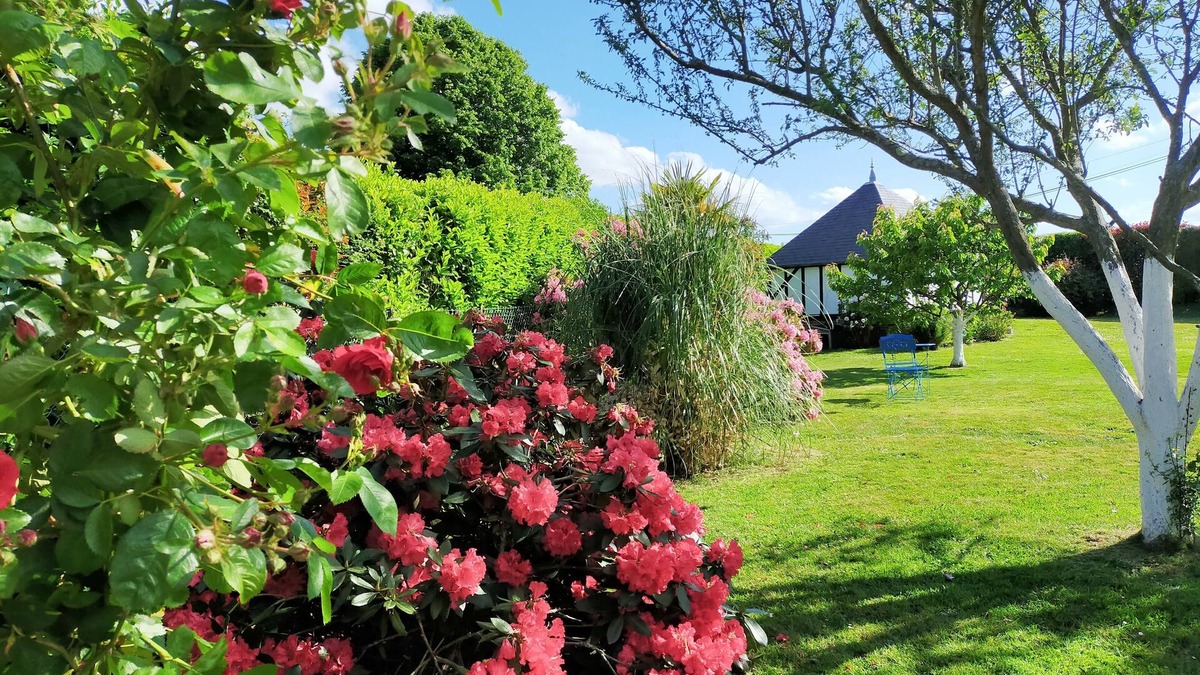 Saint-Germain-Village House | Maison 110 m² Cosy au Calme Avec Jardin de 1000 m²