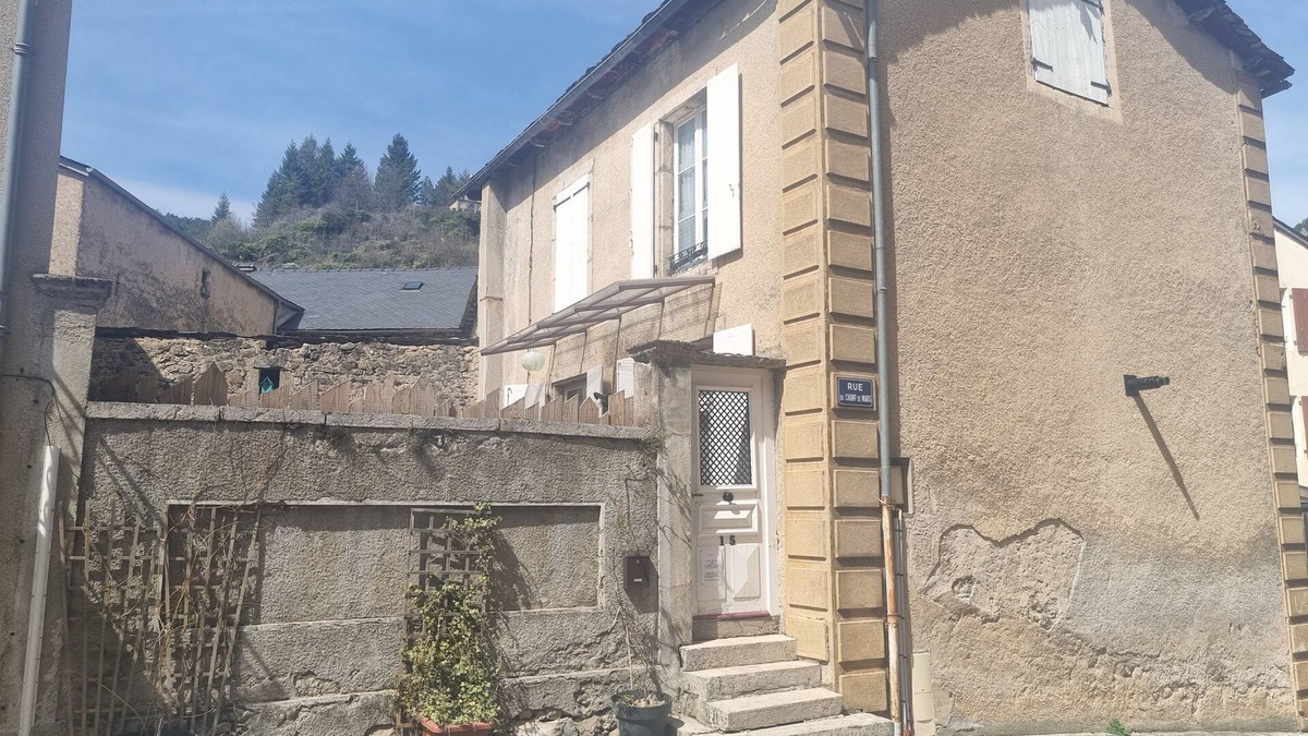 Meyrueis House | Maison a Louer Calme en Plein Centre du Village Avec Toutes les Commodités