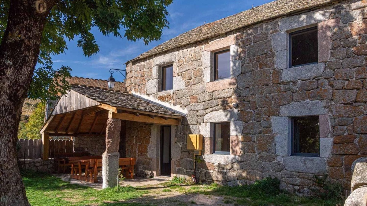 Pont-de-Montvert-Sud-Mont-Lozere House | Maison Almir - Gîtes de France 3 Épis 6 Personnes au Cros