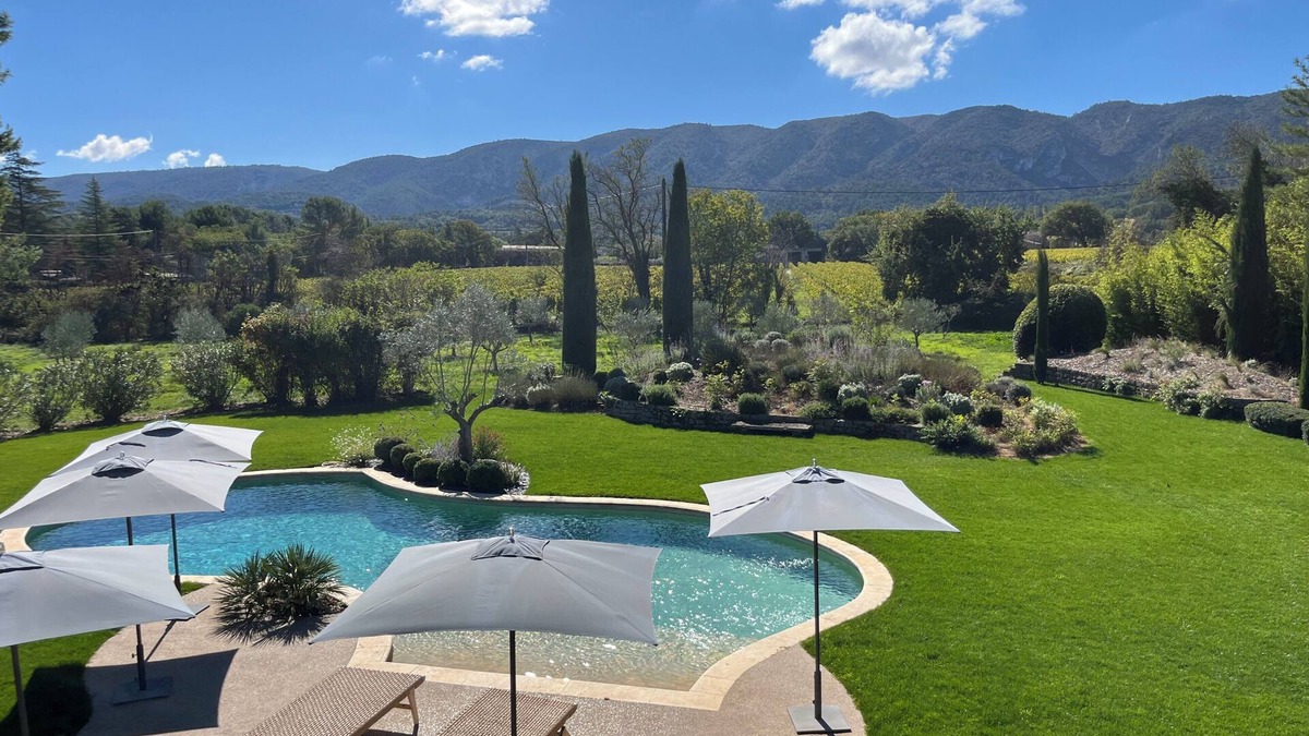 Oppede House | Maison Astrée - Luxury Provençal Villa, Heated Pool, Stunning Luberon Views
