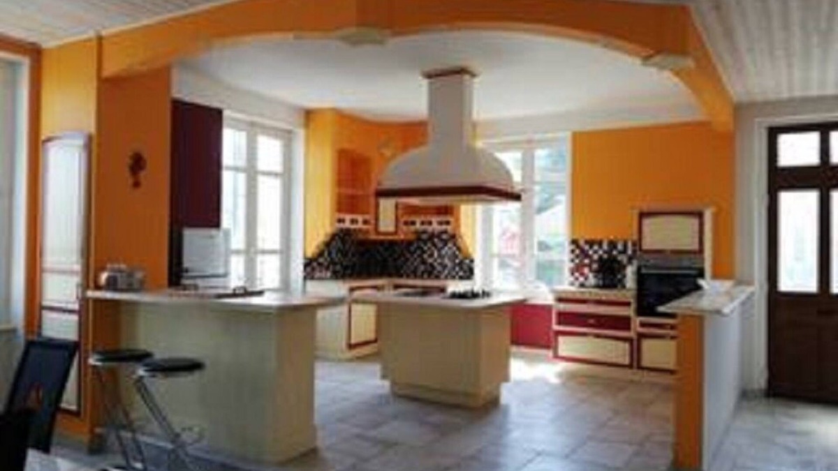 Marcollin House | Maison au Cœur D'une Pension Équestre
