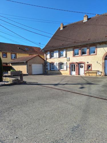 Niderviller House | Maison au grenier d abondance
