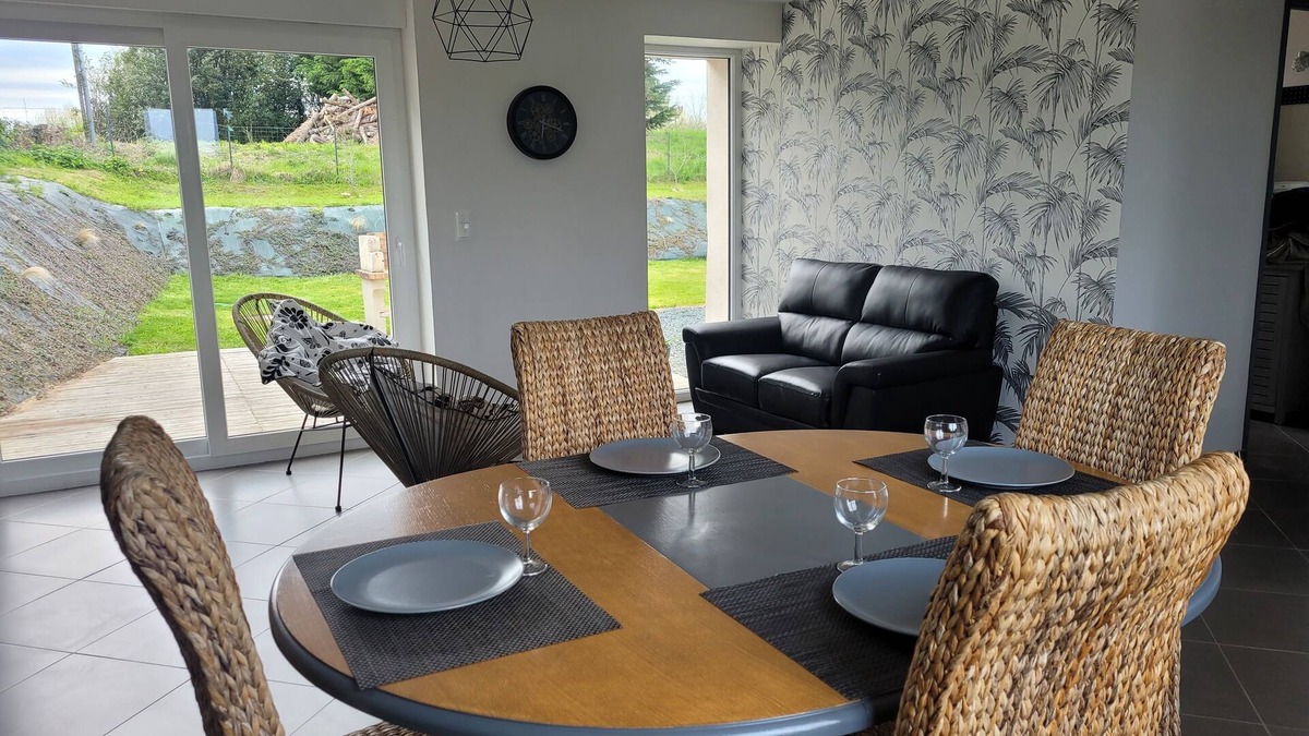 Creances House | Maison Avec Jardin Dans Environnement Calme à 5' de la Plage