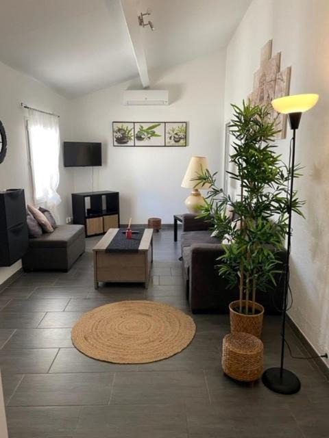 Saint-Victoret House | Maison avec jardin à 8 min de l'aéroport