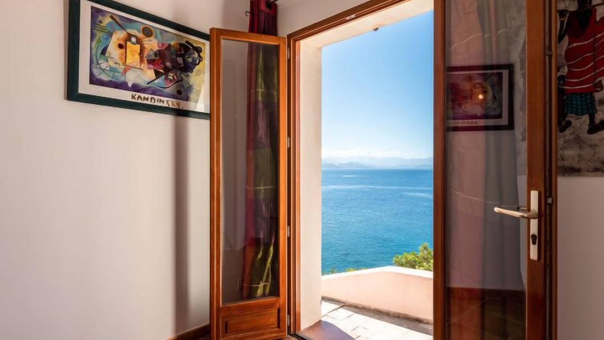 Canari House | Maison Balbi by Interhome
