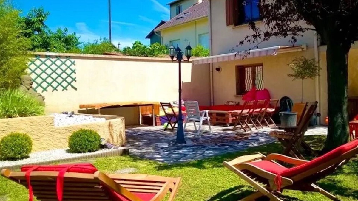 Argenteuil House | Maison Bezons : Confort et Jardin